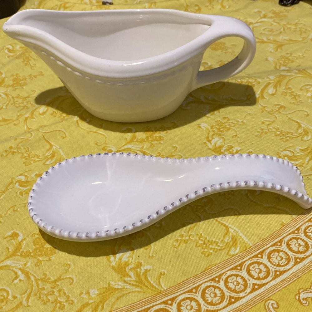 Portugal Home cream gravy boat with small buttons and spoon rest;not exact match